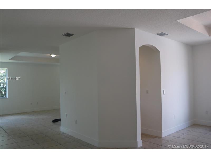 13857 Southwest 62nd Ter, Miami, FL 33183