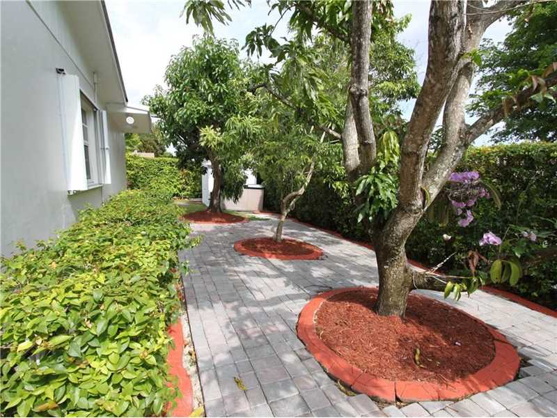 7635 Southwest 146th Ct, Miami, FL 33183