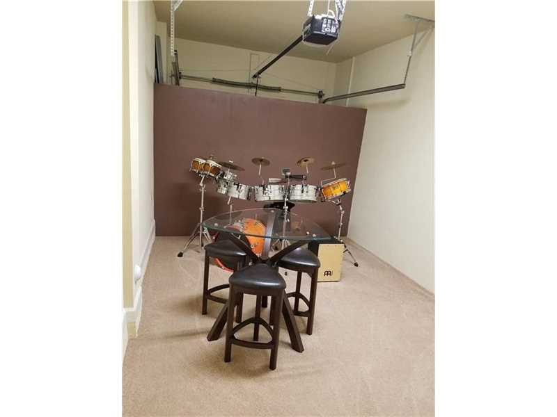 14764 Southwest 23rd St, Miami, FL 33185
