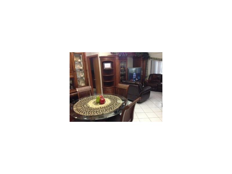 9611 Southwest 144th Pl, Miami, FL 33186
