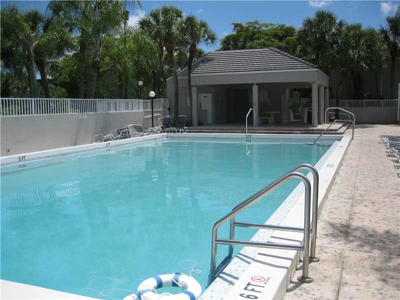 8820 SW 132nd Pl 302D-S, Miami, FL 33186