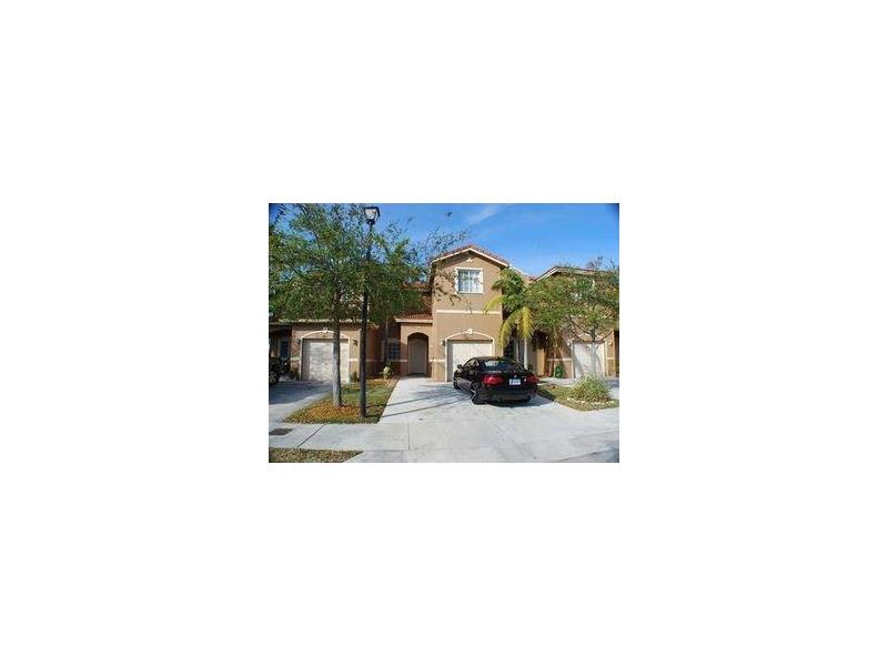 8506 Southwest 214th Ln, Cutler Bay, FL 33189
