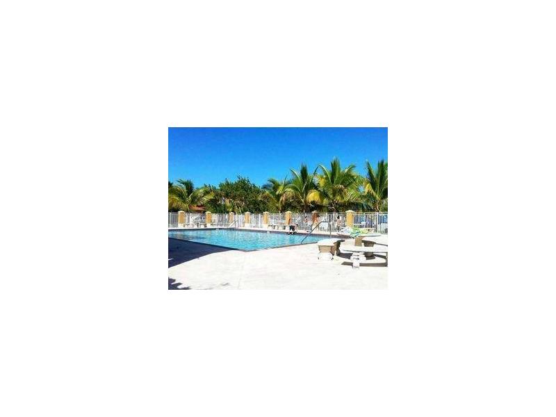 8506 Southwest 214th Ln, Cutler Bay, FL 33189