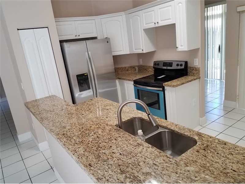 21485 Southwest 90th Pl, Cutler Bay, FL 33189