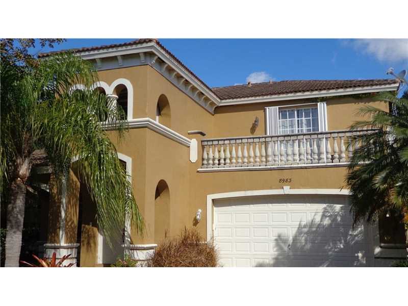8983 Southwest 206th St, Cutler Bay, FL 33189