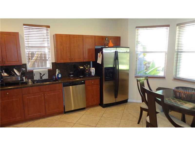 8983 Southwest 206th St, Cutler Bay, FL 33189