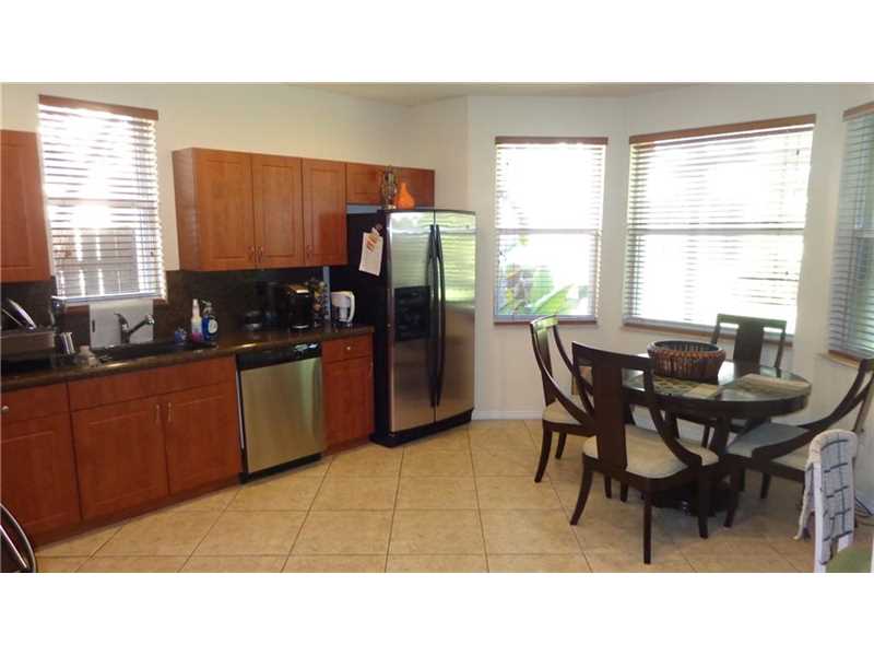8983 Southwest 206th St, Cutler Bay, FL 33189