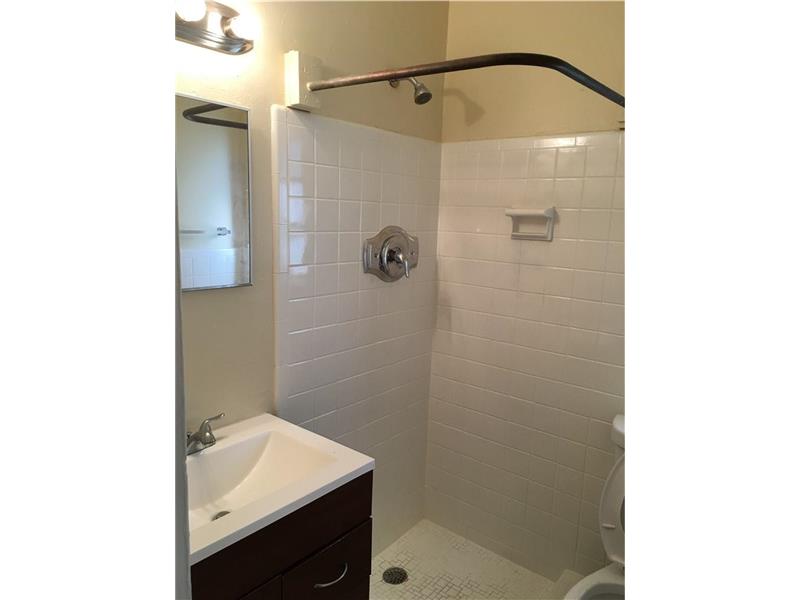 9815Pan American Dr, Cutler Bay, FL 33189