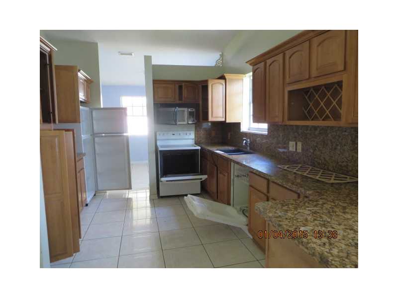 8569 SW 211 TE, Miami, FL 33189