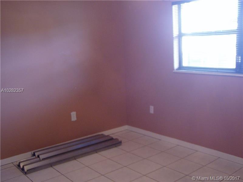 10350 SW 220th St, Cutler Bay, FL 33190