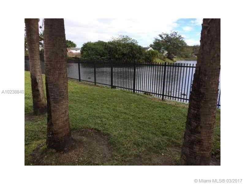 7429152nd Ave., Miami, FL 33193