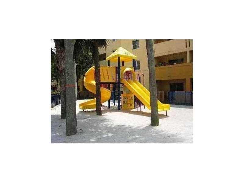 14961 Southwest 82nd Ln, Miami, FL 33193