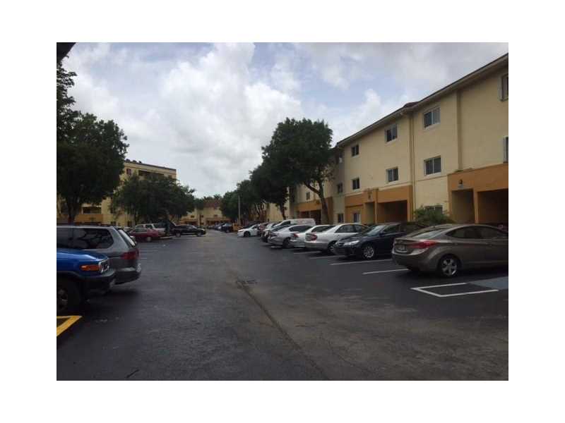 8249 SW 149th Ct, Miami, FL 33193