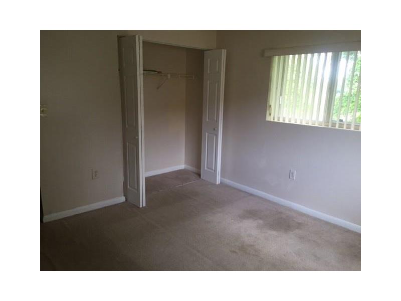 8249 SW 149th Ct, Miami, FL 33193