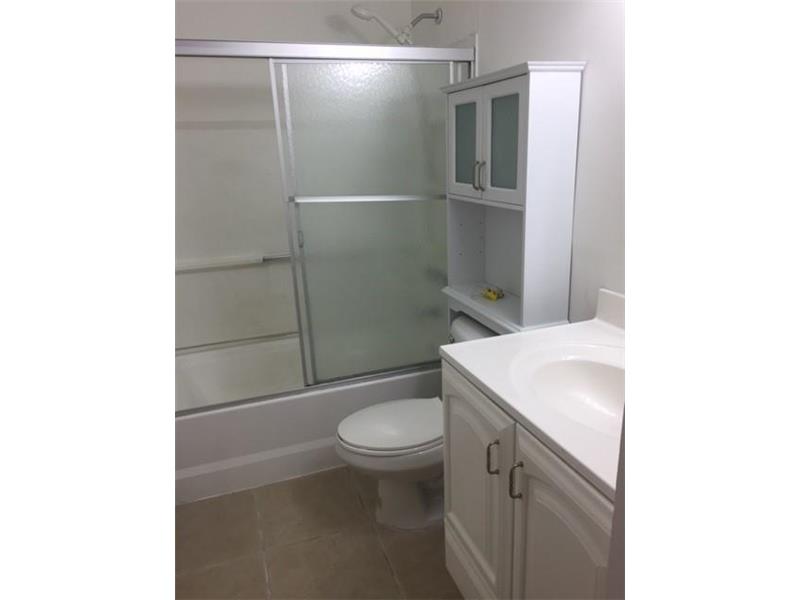 8249 SW 149th Ct, Miami, FL 33193
