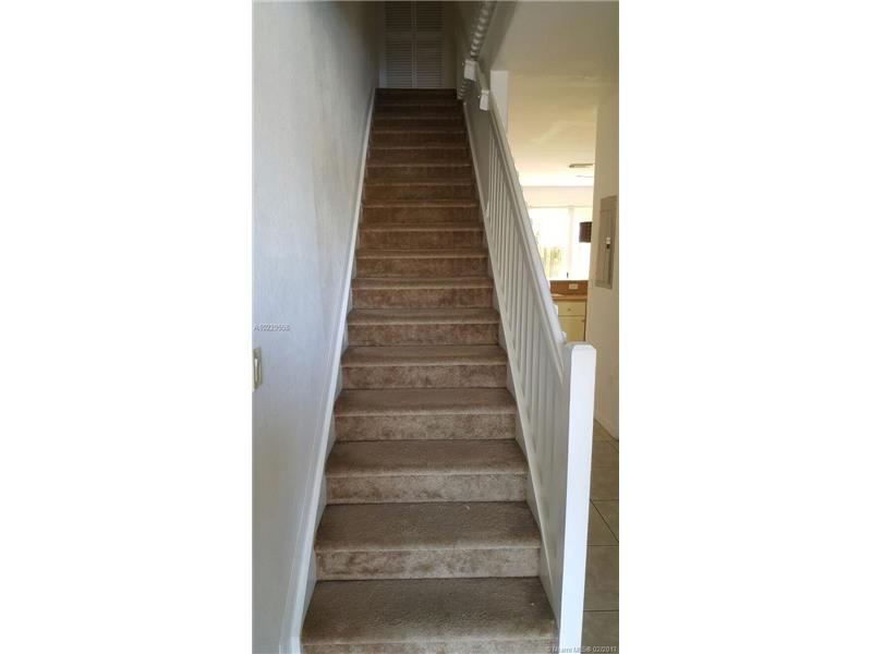 15264 Southwest 91st Ln, Miami, FL 33196
