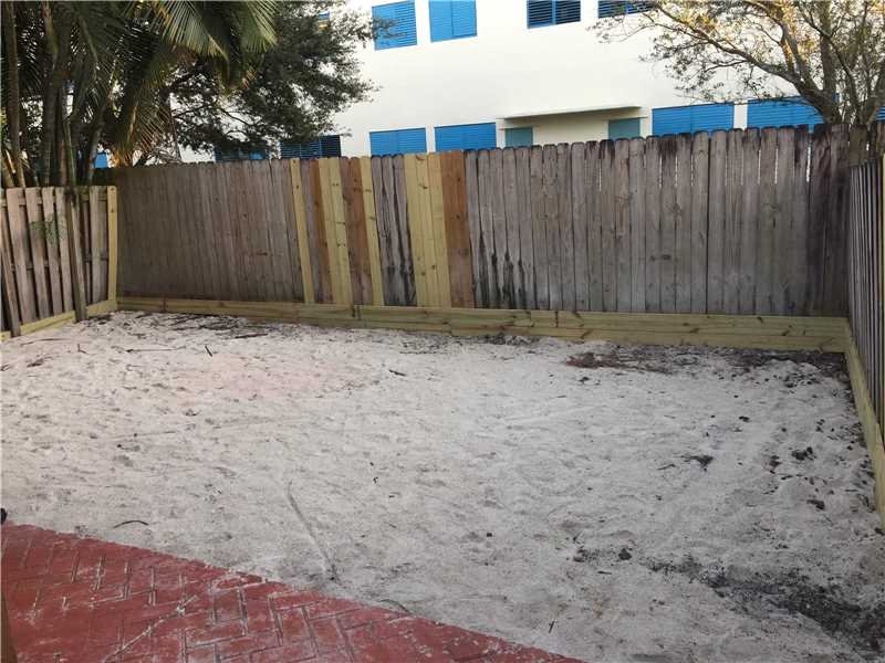 16286 Southwest 97 TER, Miami, FL 33196
