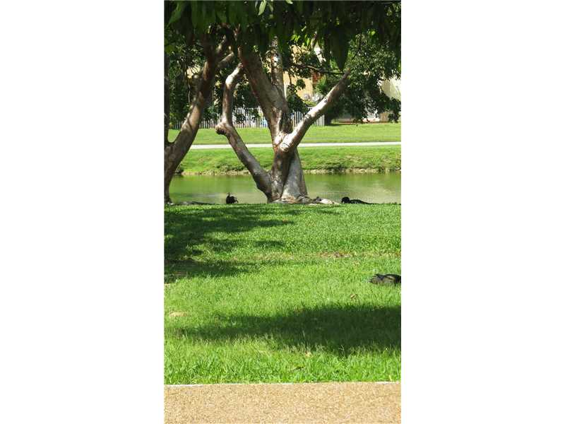 10638 Southwest 148th Avenue Dr, Miami, FL 33196