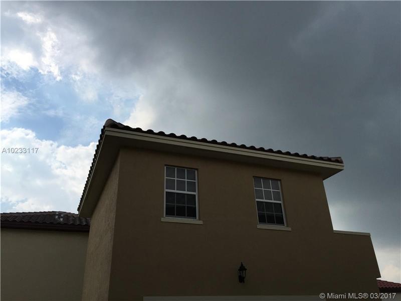16946 Southwest 90th Terr Ci Ter, Miami, FL 33196