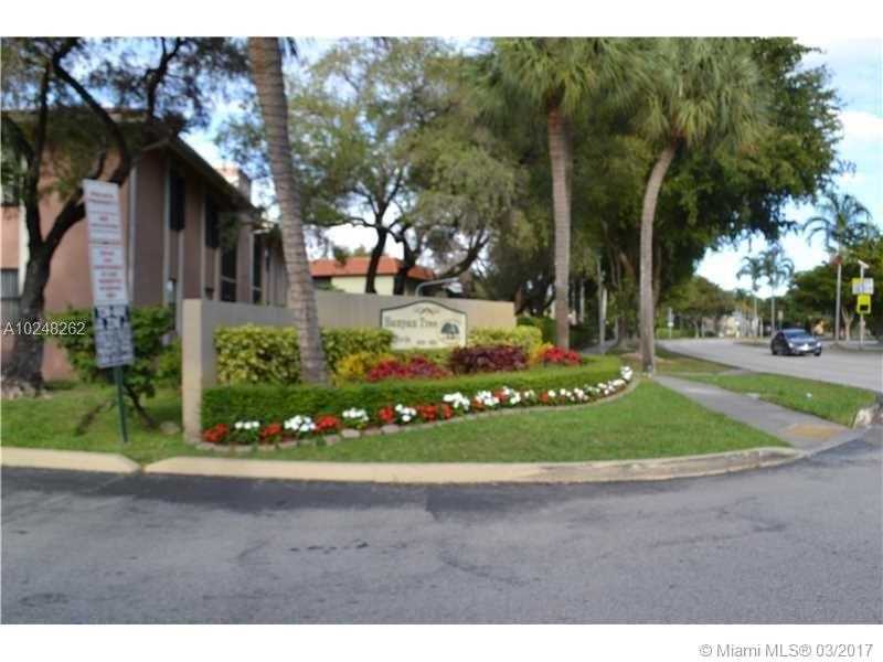 9726 Southwest Hammocks Blvd, Miami, FL 33196