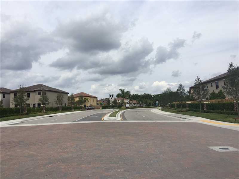 11576 SW 151 AVE, Miami, FL 33196