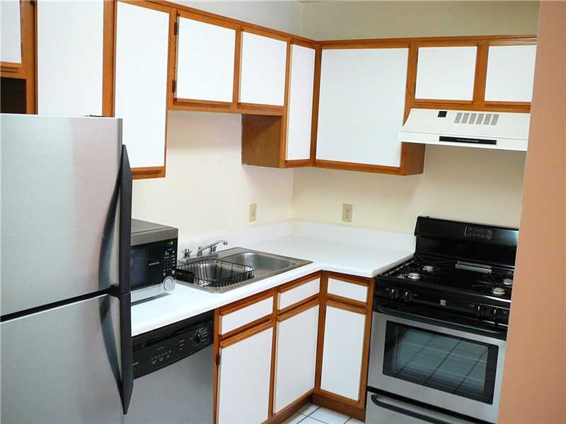 15300 SW 106th Ter 522, Miami, FL 33196
