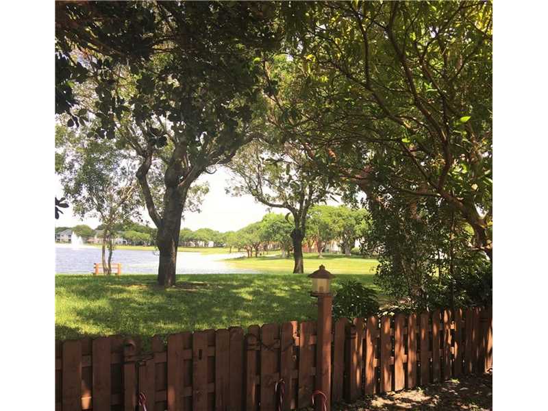 10818 Southwest 148th Avenue Dr, Miami, FL 33196