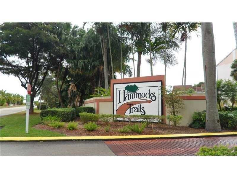 15295 Southwest 106th Ln, Miami, FL 33196