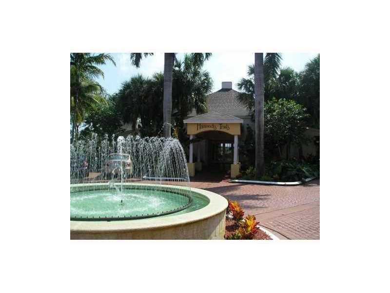 15295 Southwest 106th Ln, Miami, FL 33196