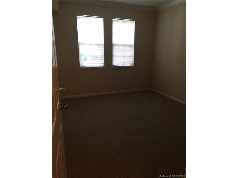 533 Northeast 3RD AVE, Fort Lauderdale, FL 33301