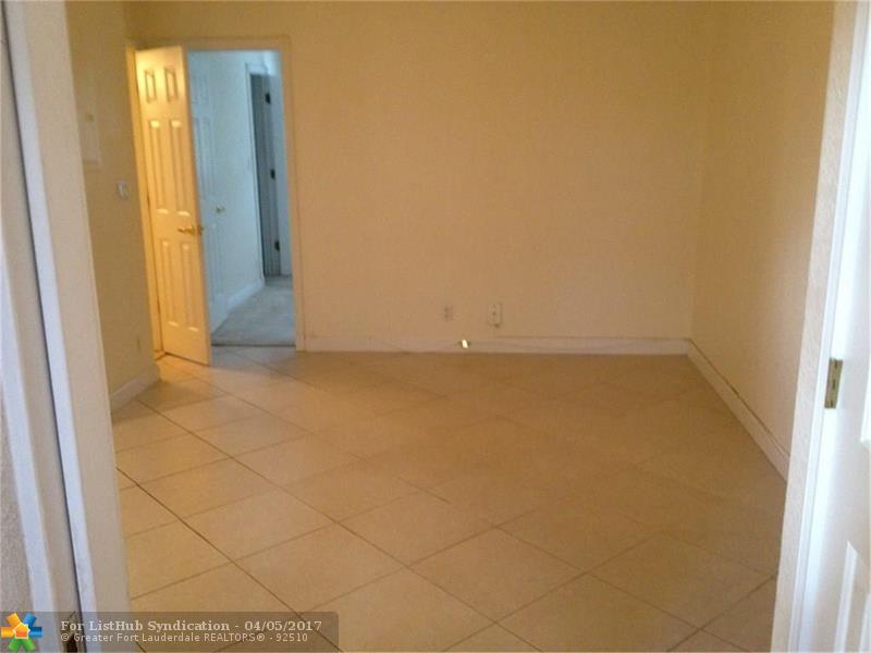 924 SE 2nd St 12, Fort Lauderdale, FL 33301