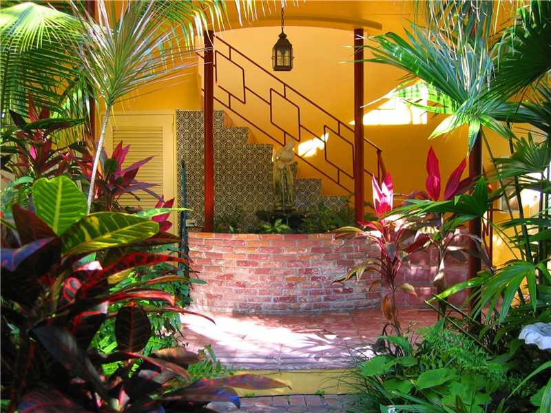8Isle Of Venice Dr, Fort Lauderdale, FL 33301
