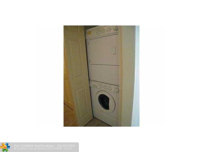 533 NE 3RD AVE 413, Fort Lauderdale, FL 33301