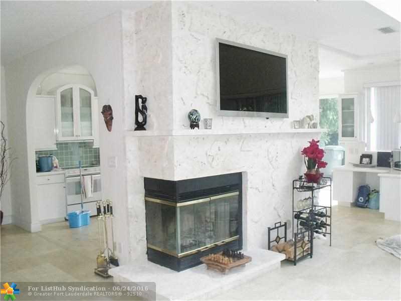1610 NE 1st St 8, Fort Lauderdale, FL 33301