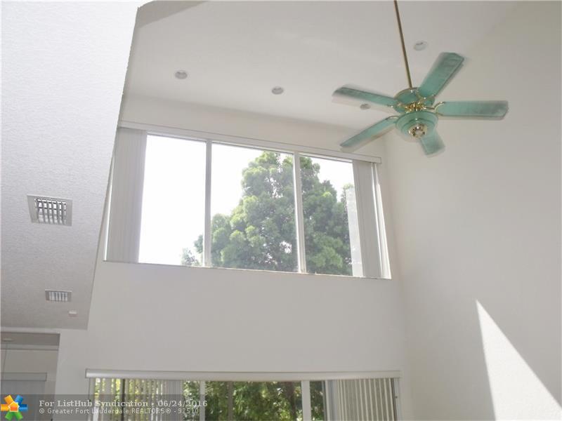 1610 NE 1st St 8, Fort Lauderdale, FL 33301
