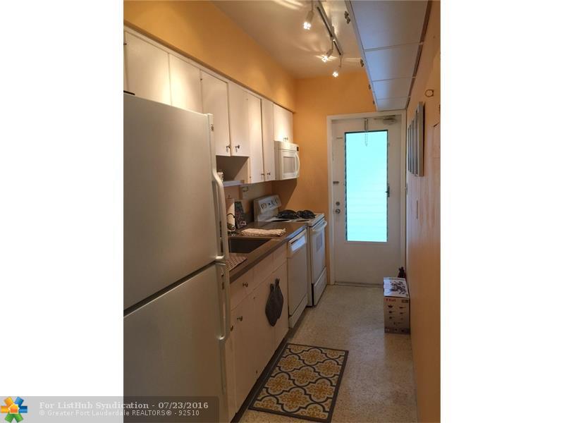 125 Isle Of Venice Dr 4, Fort Lauderdale, FL 33301