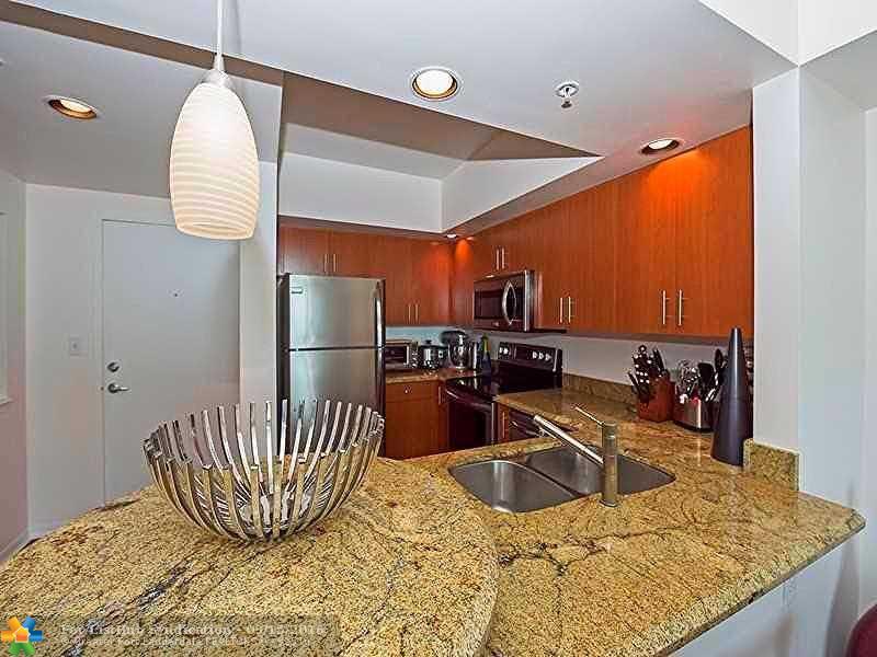 100 N Federal Hwy 1122, Fort Lauderdale, FL 33301