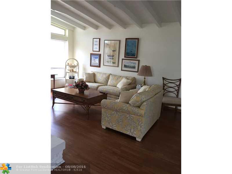 525 SE 25 Avenue, Fort Lauderdale, FL 33301