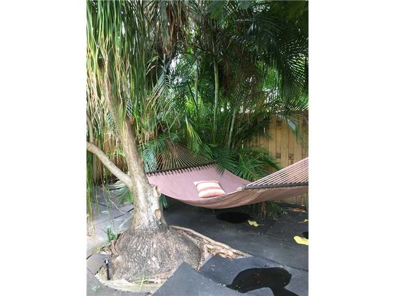 1415 Northeast 4th Pl, Fort Lauderdale, FL 33301