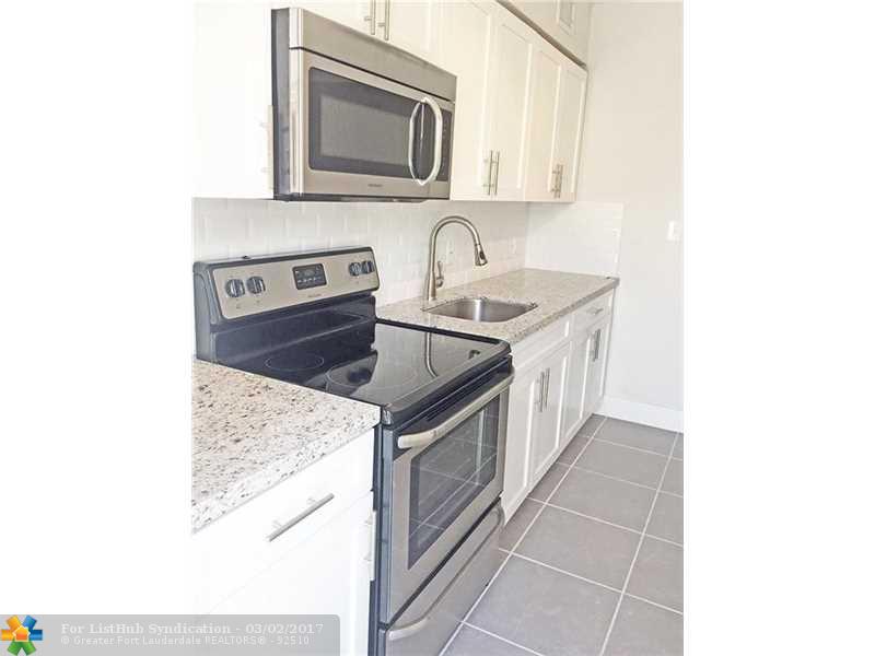 635 NE 8th Ave 1, Fort Lauderdale, FL 33304