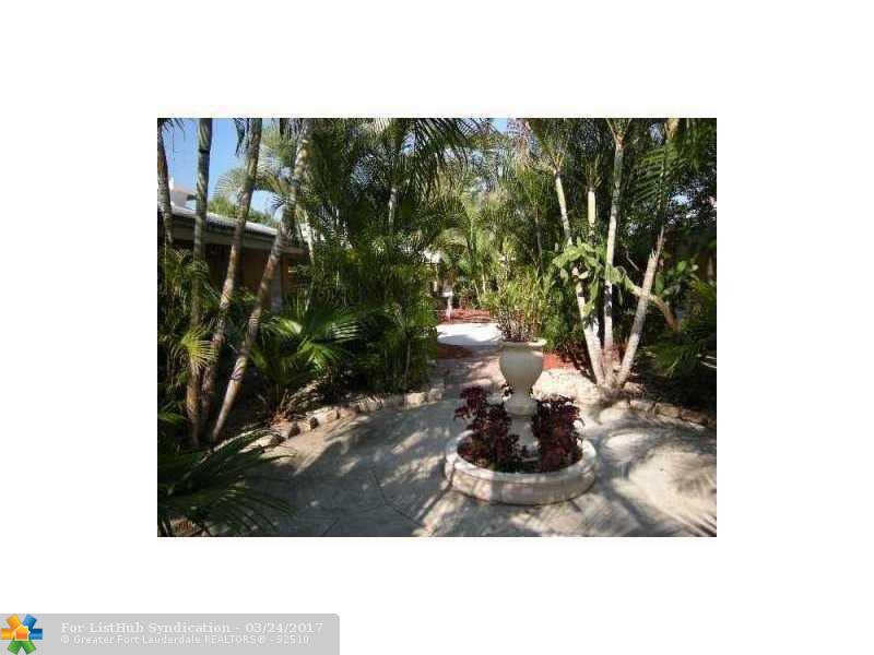 924 NE 17th Ter, Fort Lauderdale, FL 33304