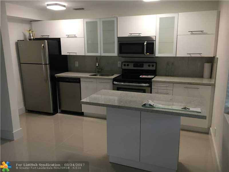 924 NE 17th Ter, Fort Lauderdale, FL 33304