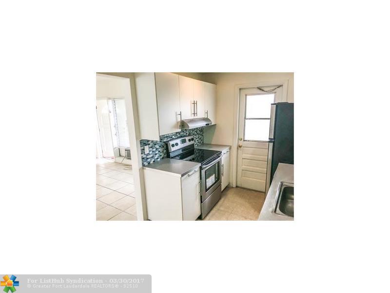 2718 NE 14th St 5, Fort Lauderdale, FL 33304