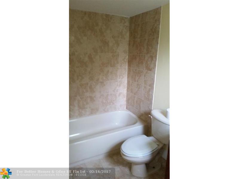 1455 Holly Heights Dr., Fort Lauderdale, FL 33304