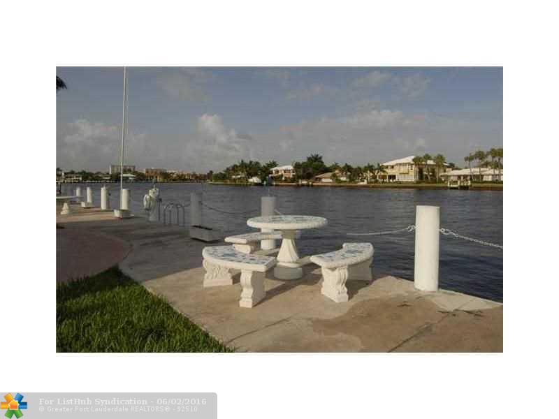 569 BAYSHORE DR 6, Fort Lauderdale, FL 33304