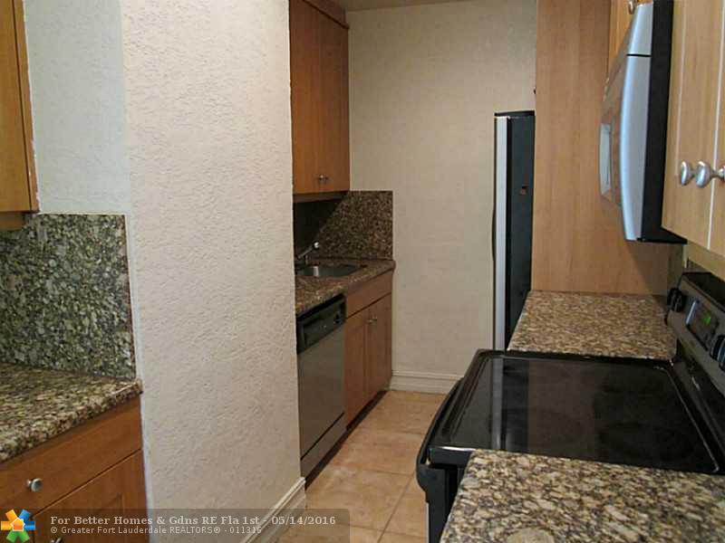 1423 Holly Heights Dr # 3, Fort Lauderdale, FL 33304