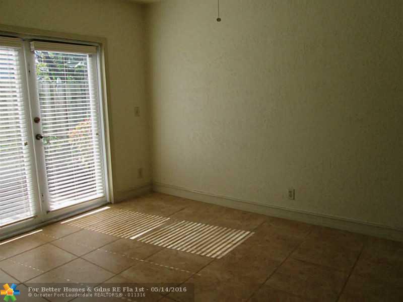 1423 Holly Heights Dr # 3, Fort Lauderdale, FL 33304
