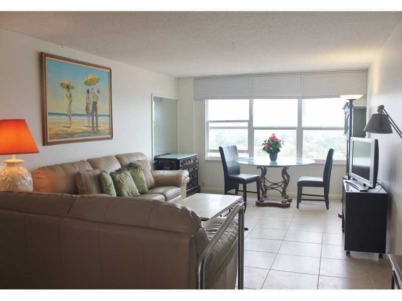 2555 Northeast 11th St, Fort Lauderdale, FL 33304