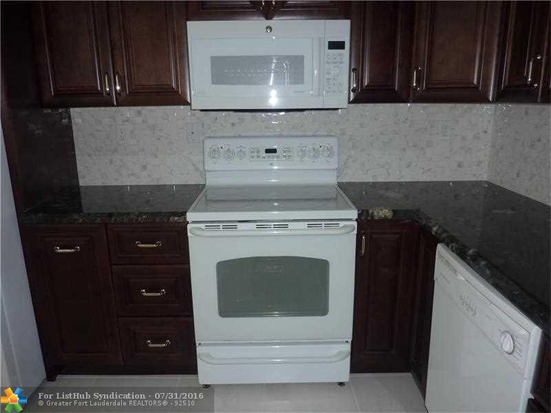 3003 TERRAMAR 403, Fort Lauderdale, FL 33304