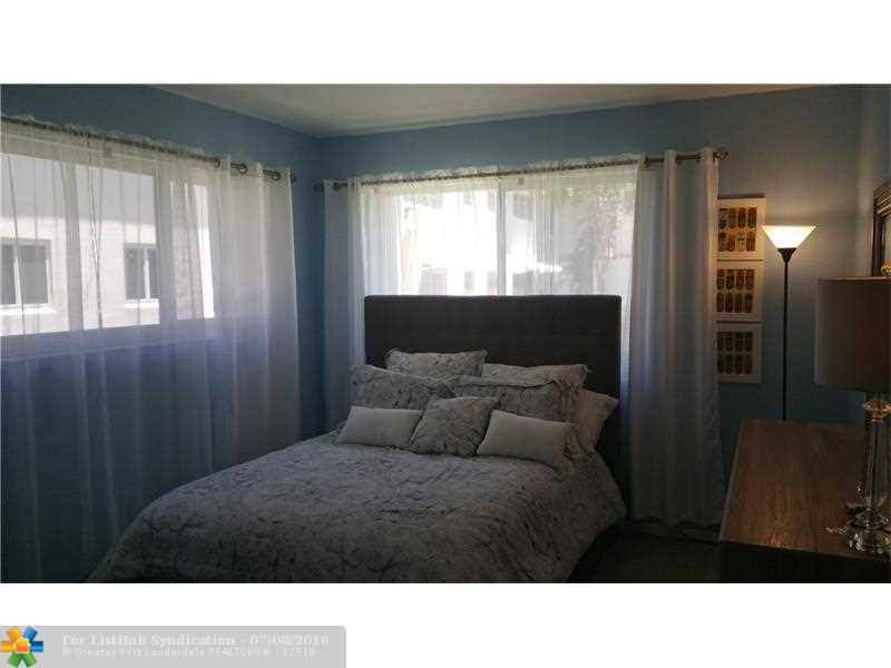 624 Antioch Ave, Fort Lauderdale, FL 33304